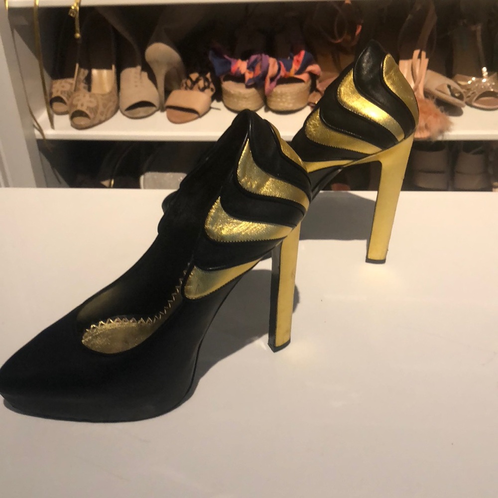 Brian Atwood Heels